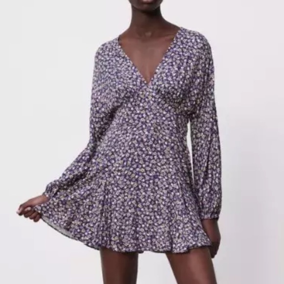 Zara Dresses & Skirts - Zara Long Sleeve Blue Feminine Floral Fit & Flare Mini Dress Sz M New!